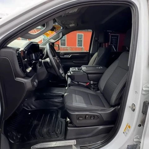 2023 Chevrolet Silverado 4th Gen - Image 10 of 15