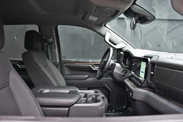 2023 Chevrolet Silverado 4th Gen - Image 18 of 21