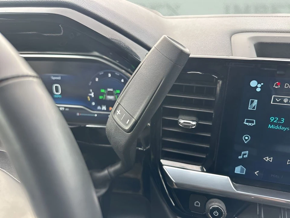 2023 Chevrolet Silverado 4th Gen - Image 16 of 21