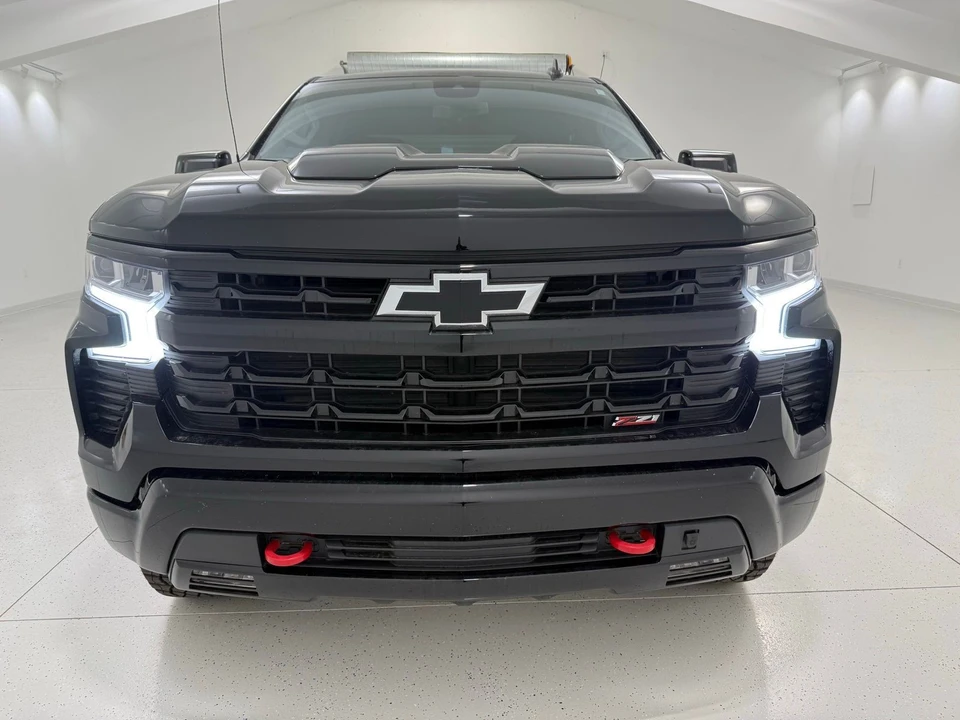 2023 Chevrolet Silverado 4th Gen - Image 2 of 21