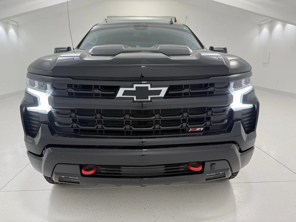 2023 Chevrolet Silverado 4th Gen - Image 2 of 12