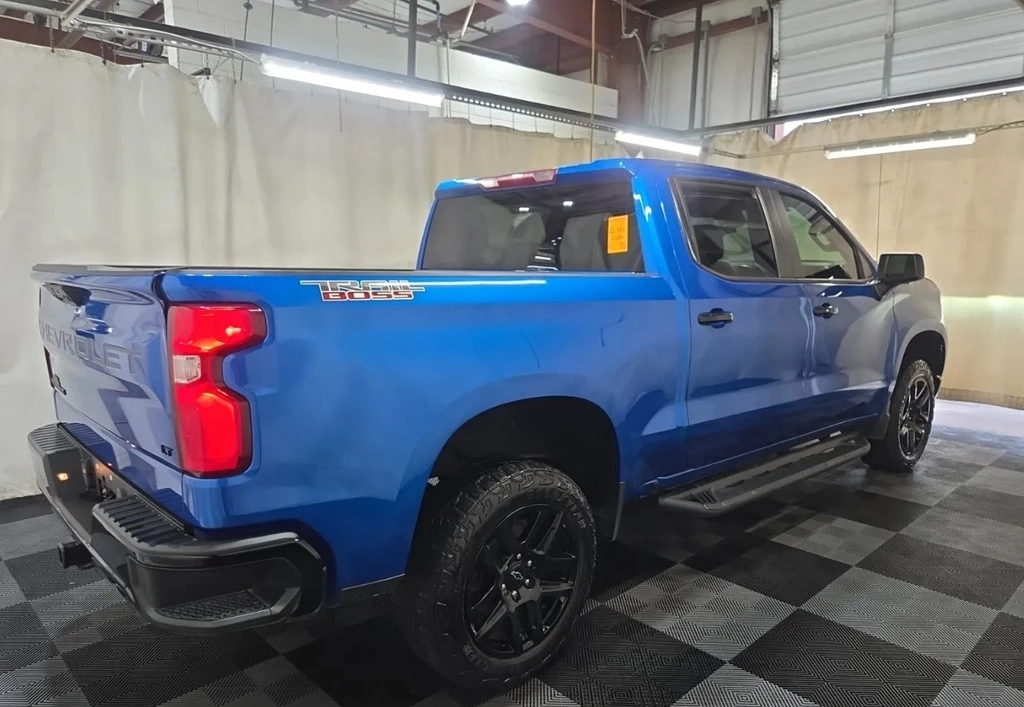 2023 Chevrolet Silverado 4th Gen - Image 2 of 10