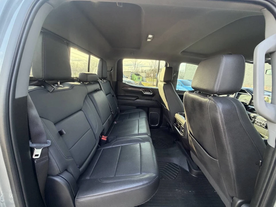 2023 Chevrolet Silverado 4th Gen - Image 18 of 19