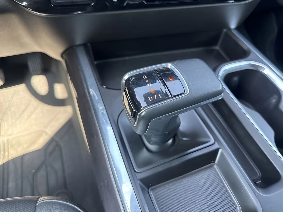 2023 Chevrolet Silverado 4th Gen - Image 16 of 21