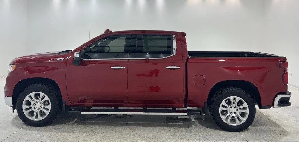 2023 Chevrolet Silverado 4th Gen - Image 2 of 12