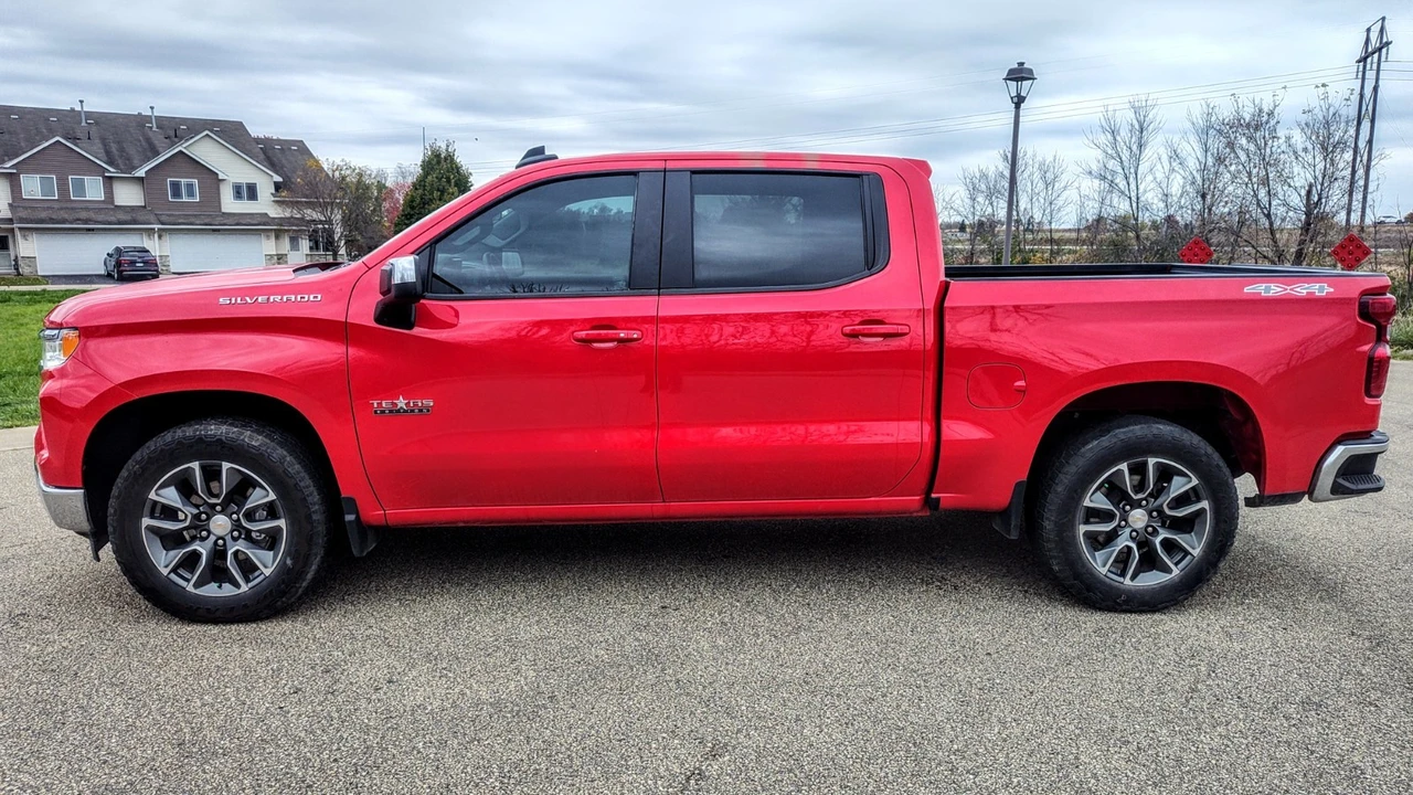 2023 Chevrolet Silverado 4th Gen - Image 8 of 13