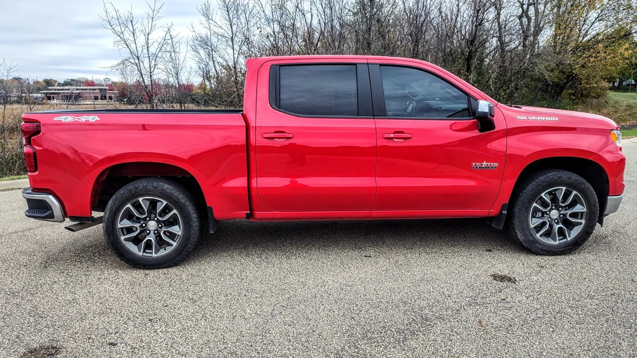 2023 Chevrolet Silverado 4th Gen - Image 5 of 13