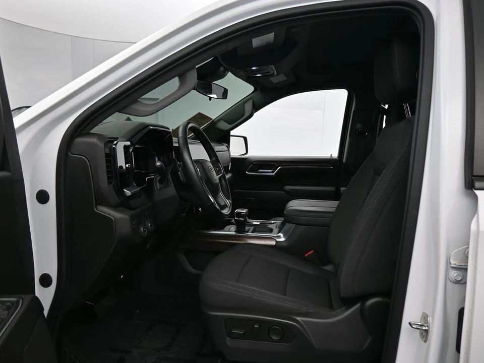 2023 Chevrolet Silverado 4th Gen - Image 11 of 12