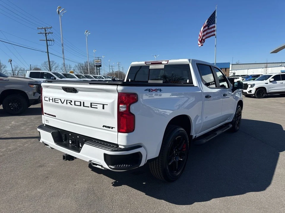 2023 Chevrolet Silverado 4th Gen - Image 5 of 12