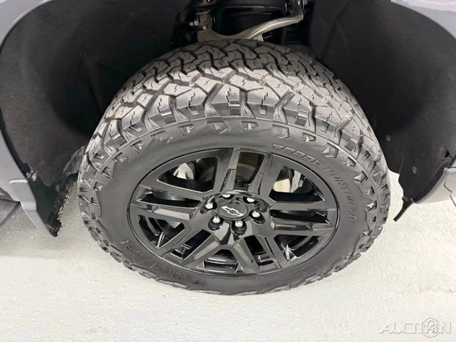 2023 Chevrolet Silverado 4th Gen - Image 4 of 21