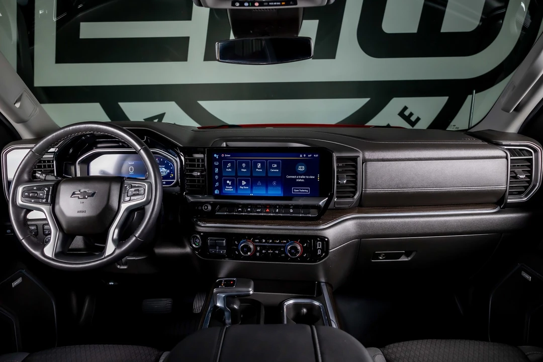 2023 Chevrolet Silverado 4th Gen - Image 2 of 21