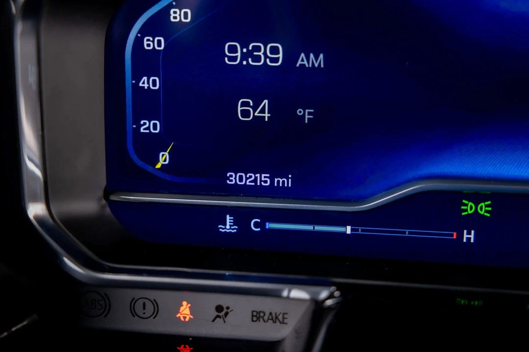 2023 Chevrolet Silverado 4th Gen - Image 14 of 21