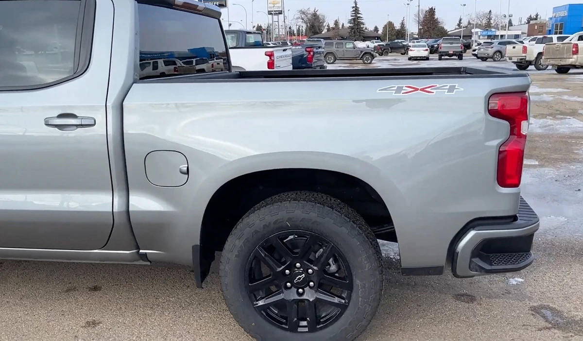 2023 Chevrolet Silverado 4th Gen - Image 5 of 9