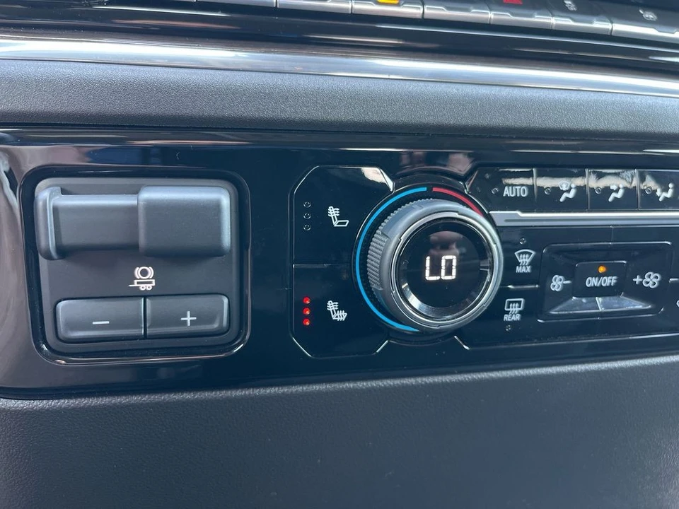 2023 Chevrolet Silverado 4th Gen - Image 20 of 21