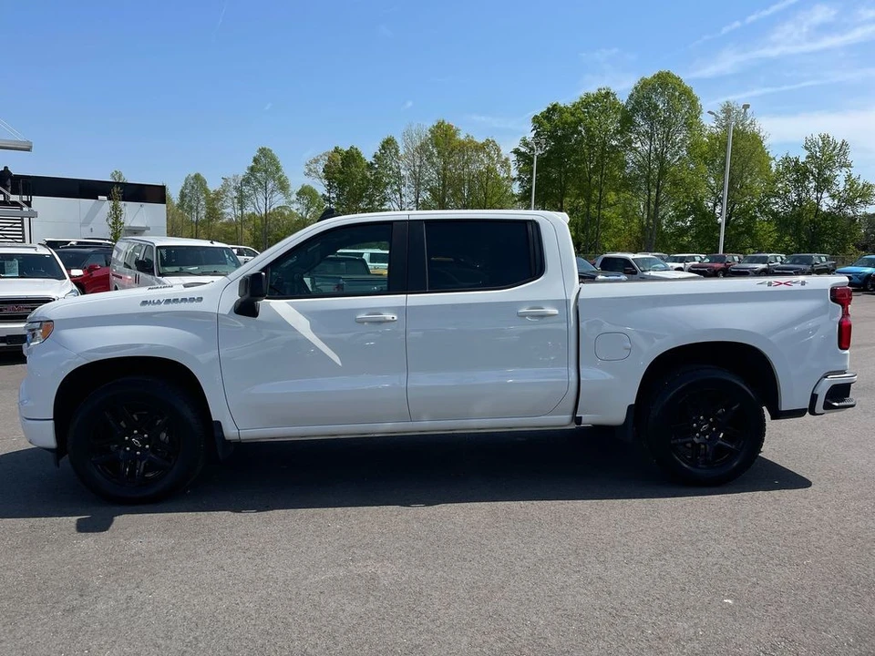 2023 Chevrolet Silverado 4th Gen - Image 2 of 21