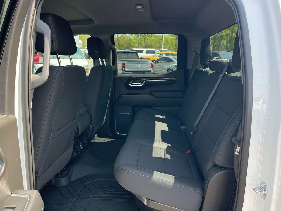 2023 Chevrolet Silverado 4th Gen - Image 11 of 21