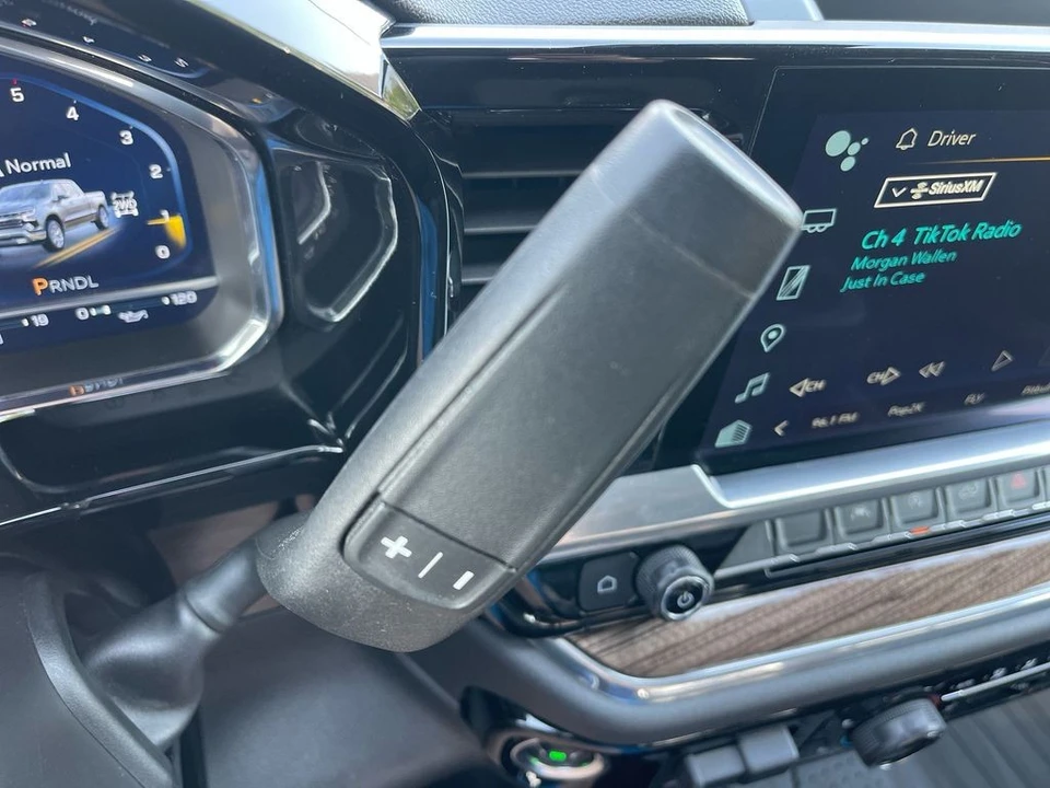 2023 Chevrolet Silverado 4th Gen - Image 16 of 21