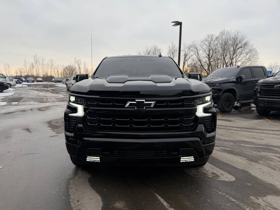 2023 Chevrolet Silverado 4th Gen - Image 3 of 21