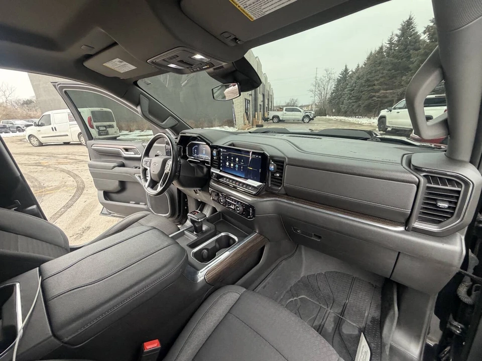 2023 Chevrolet Silverado 4th Gen - Image 13 of 21