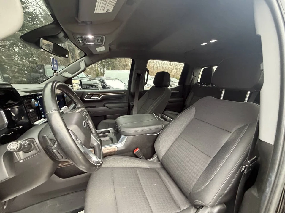 2023 Chevrolet Silverado 4th Gen - Image 20 of 21