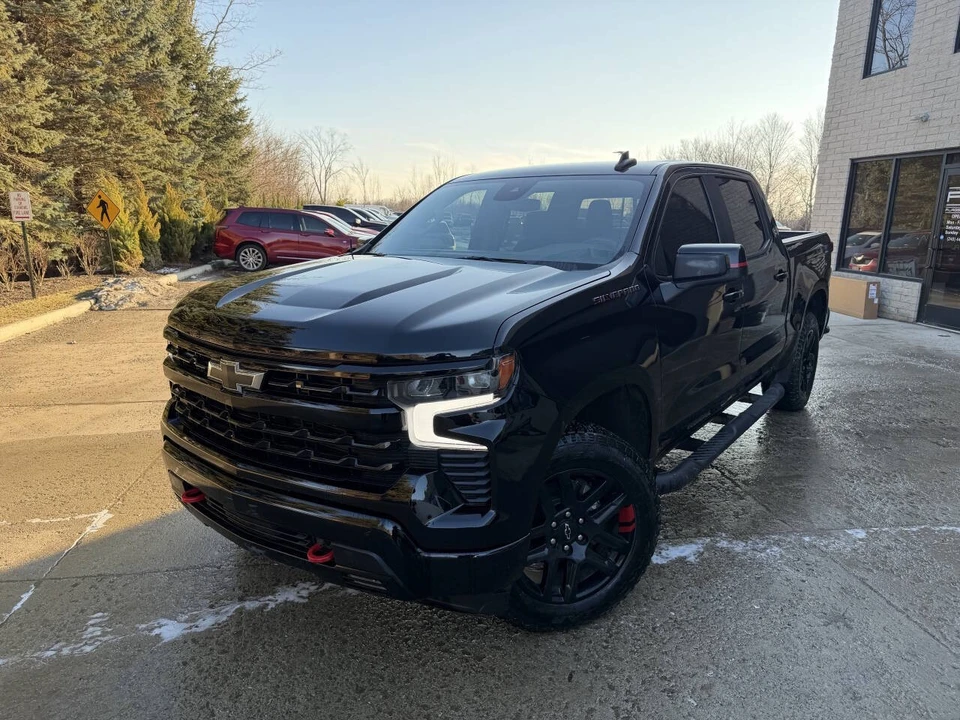2023 Chevrolet Silverado 4th Gen - Image 2 of 21
