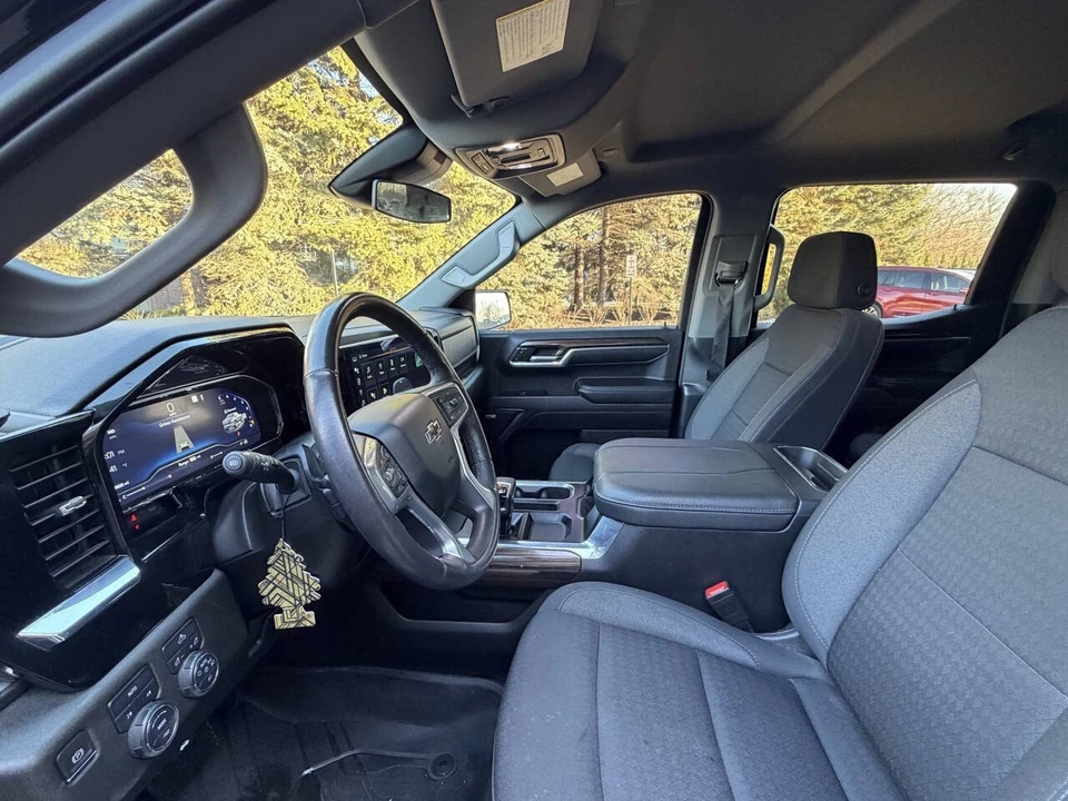 2023 Chevrolet Silverado 4th Gen - Image 17 of 21