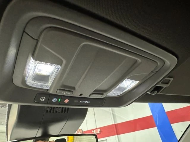 2023 Chevrolet Silverado 4th Gen - Image 18 of 21