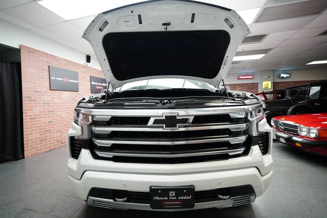 2023 Chevrolet Silverado 4th Gen - Image 16 of 21