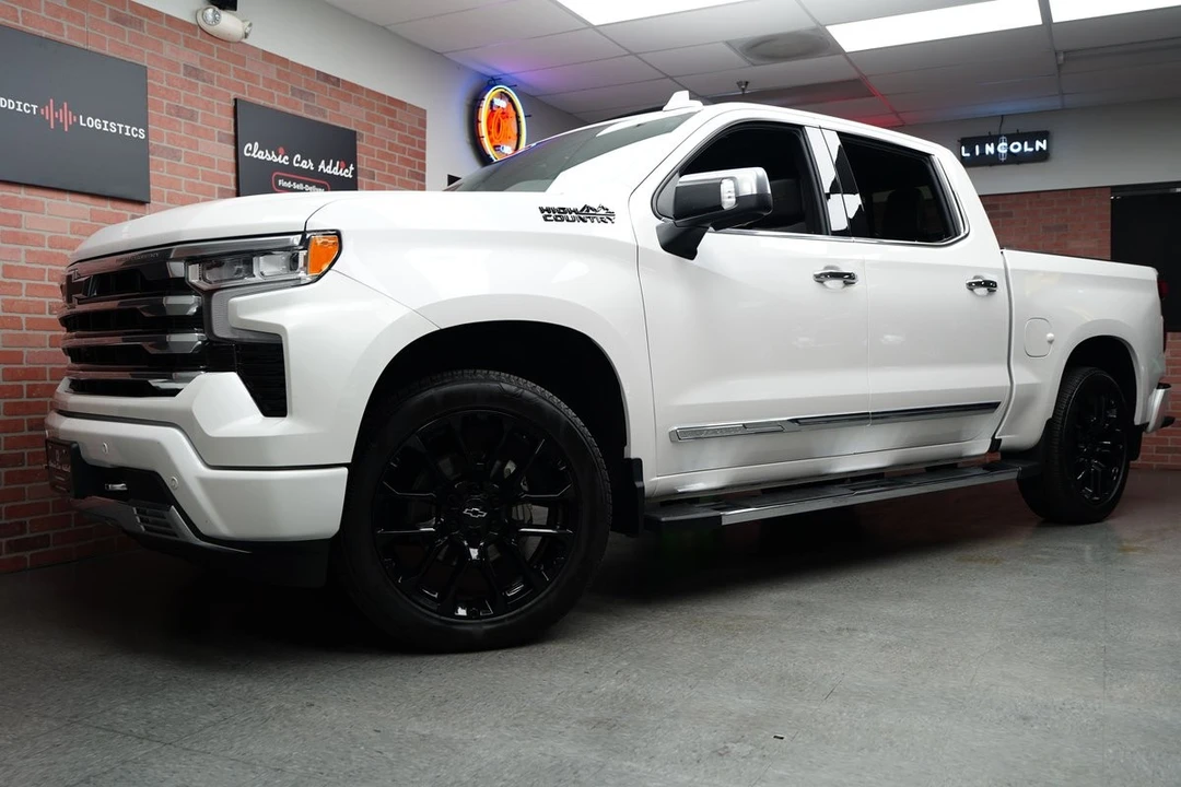 2023 Chevrolet Silverado 4th Gen - Image 2 of 21