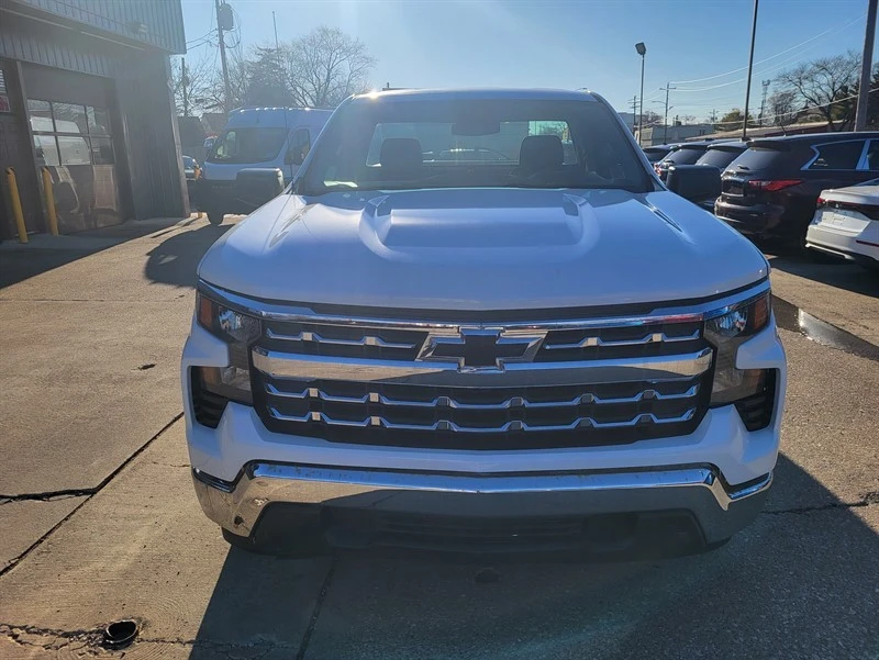 2023 Chevrolet Silverado 4th Gen - Image 2 of 15