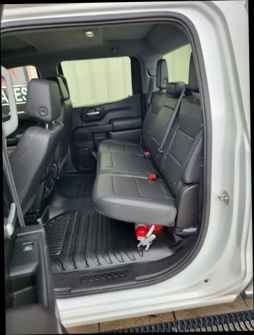 2023 Chevrolet Silverado 4th Gen - Image 15 of 21
