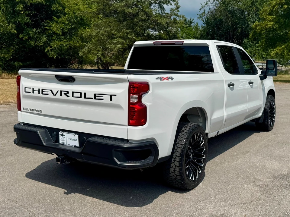2023 Chevrolet Silverado 4th Gen - Image 3 of 21