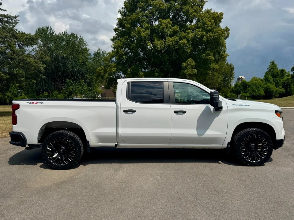 2023 Chevrolet Silverado 4th Gen - Image 7 of 21
