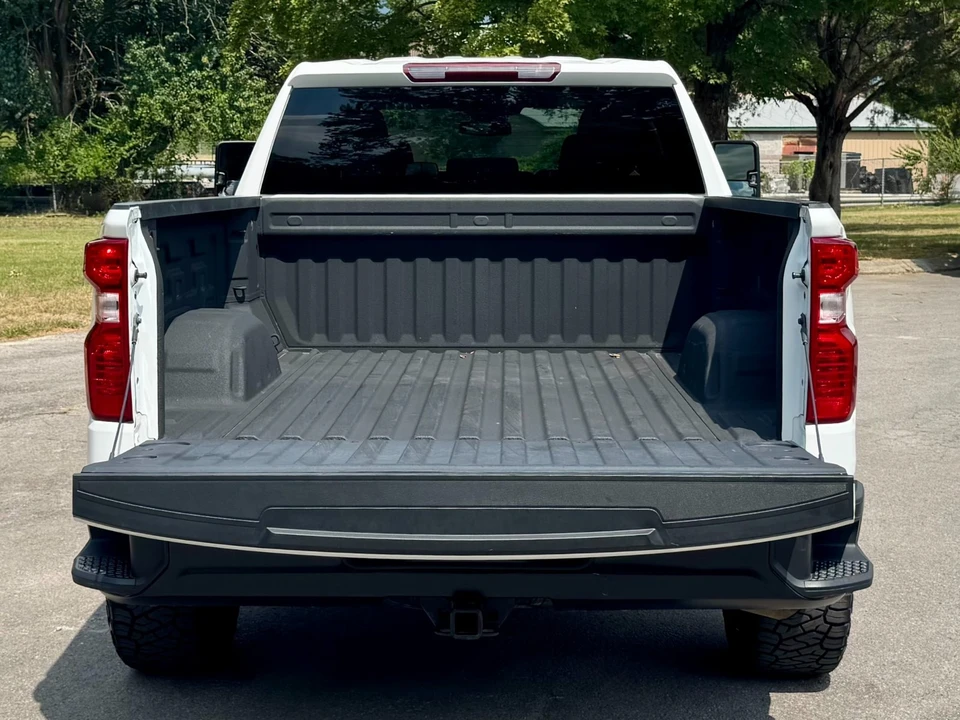 2023 Chevrolet Silverado 4th Gen - Image 9 of 21