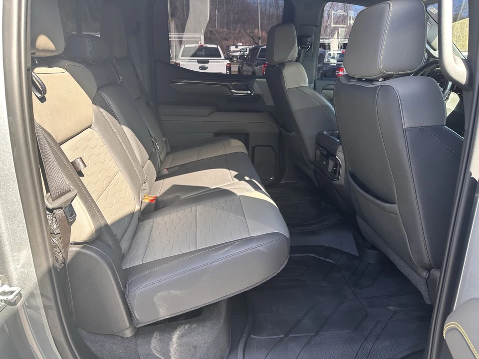 2023 Chevrolet Silverado 4th Gen - Image 17 of 30