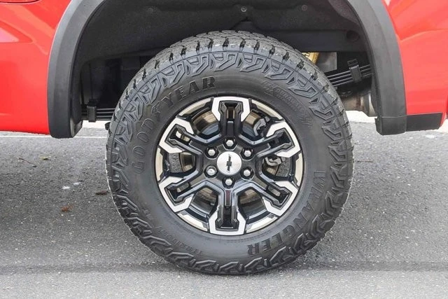 2023 Chevrolet Silverado 4th Gen - Image 10 of 12