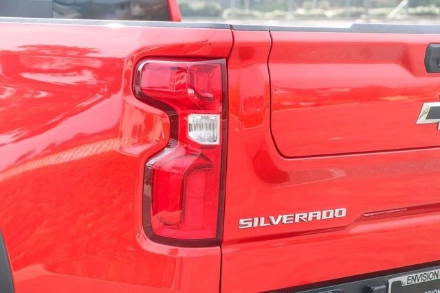 2023 Chevrolet Silverado 4th Gen - Image 11 of 12