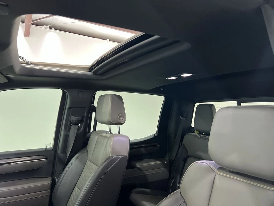2023 Chevrolet Silverado 4th Gen - Image 18 of 21