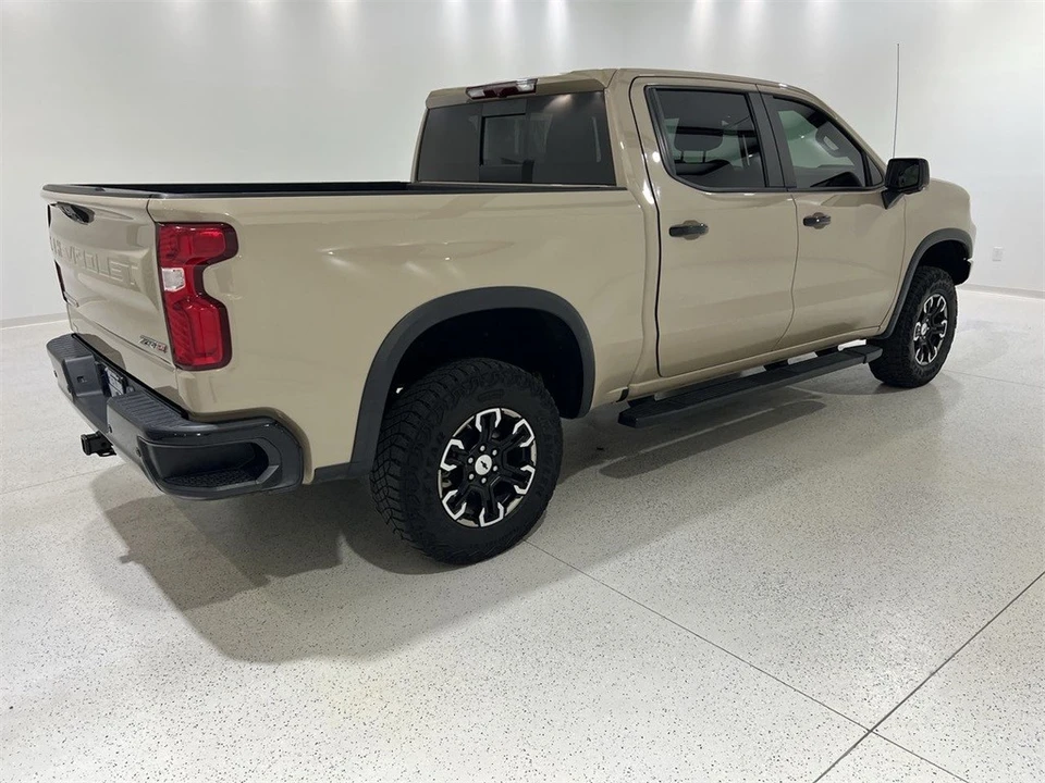 2023 Chevrolet Silverado 4th Gen - Image 5 of 21