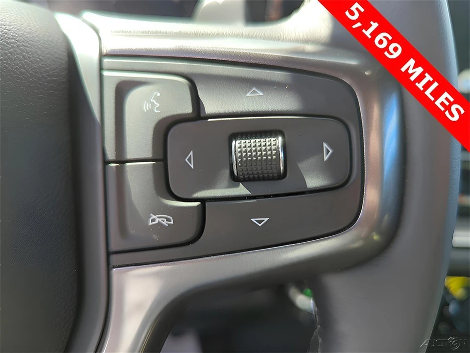 2023 Chevrolet Silverado 4th Gen - Image 14 of 21