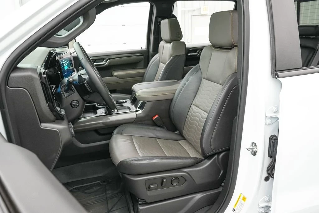 2023 Chevrolet Silverado 4th Gen - Image 17 of 21
