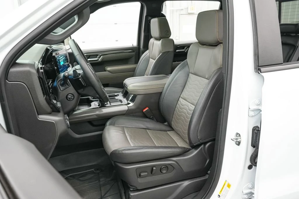 2023 Chevrolet Silverado 4th Gen - Image 17 of 31
