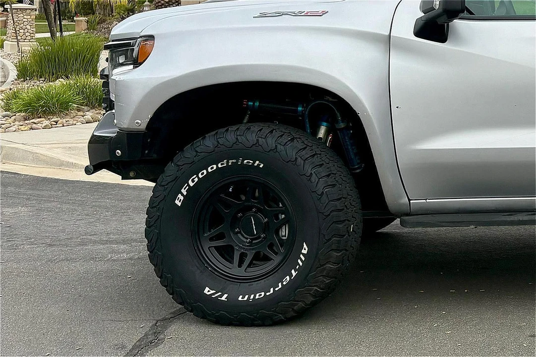 2023 Chevrolet Silverado 4th Gen - Image 31 of 31