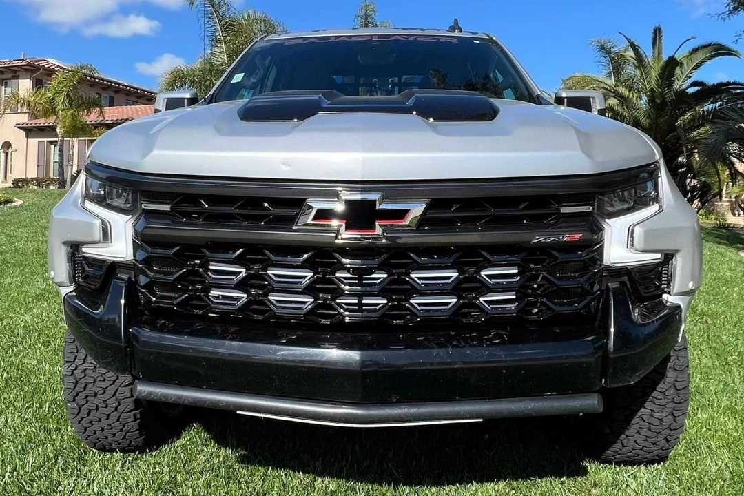 2023 Chevrolet Silverado 4th Gen - Image 2 of 31