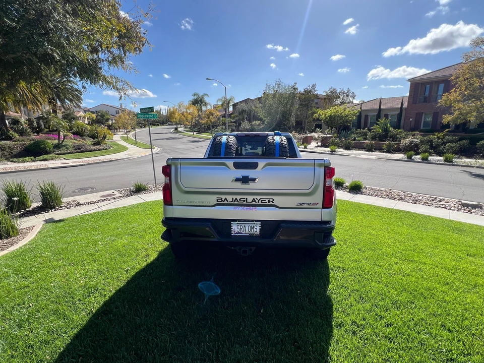 2023 Chevrolet Silverado 4th Gen - Image 10 of 31