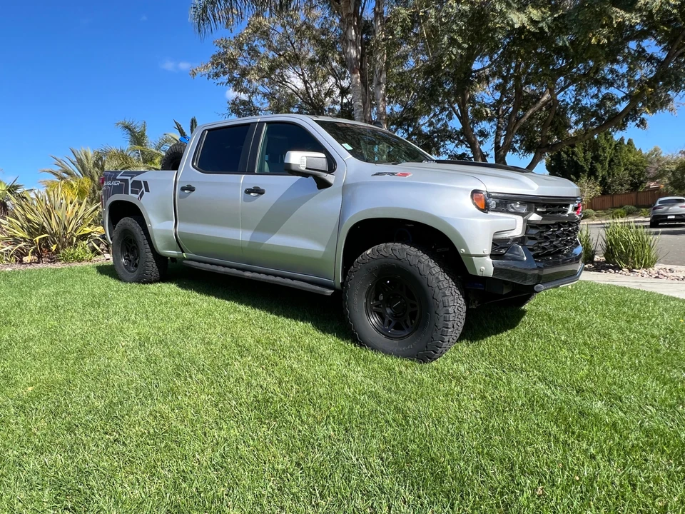 2023 Chevrolet Silverado 4th Gen - Image 15 of 31