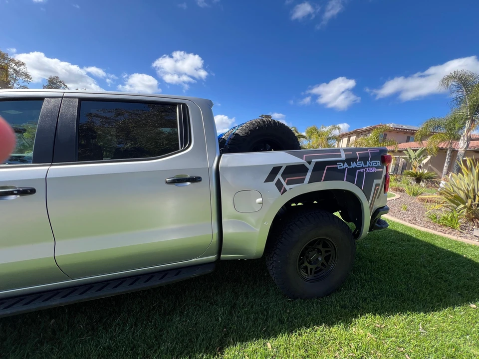 2023 Chevrolet Silverado 4th Gen - Image 16 of 31