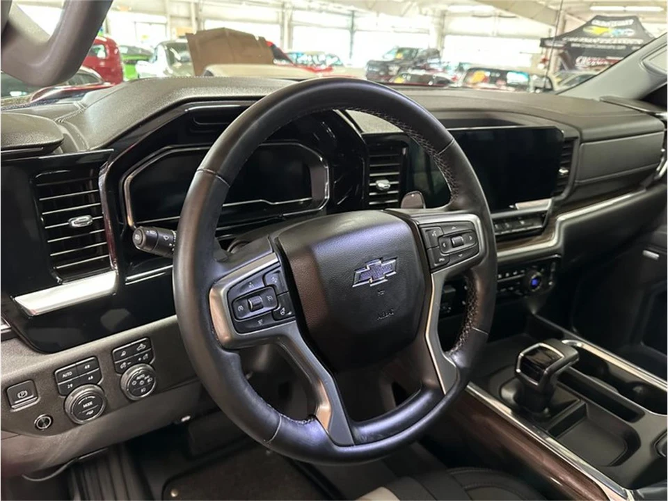 2023 Chevrolet Silverado 4th Gen - Image 19 of 31