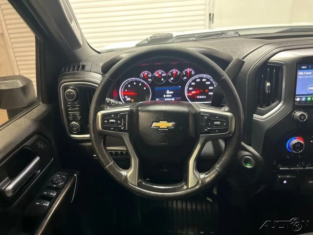 2023 Chevrolet Silverado Heavy Duty 4th Gen - Image 15 of 21