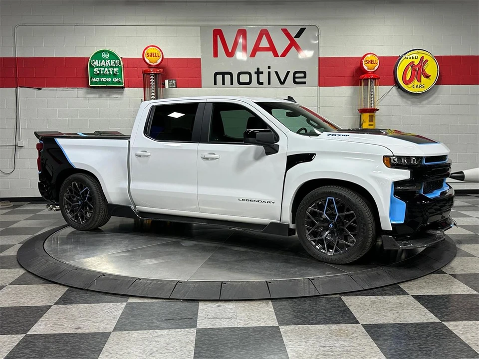 2023 Chevrolet Silverado 4th Gen - Image 2 of 31
